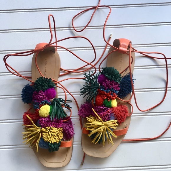 Zara Shoes - Zara Pom Pom Lace Up Sandales